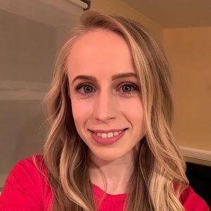 Meet your Posher, Yulia